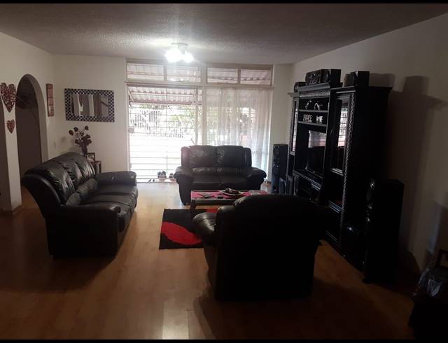 3 BEDROOM TOWNHOUSE SOLD IN WONDERBOOM